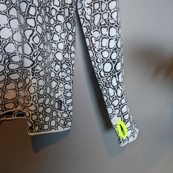 Newland sweater LG - Picture 3 of 5